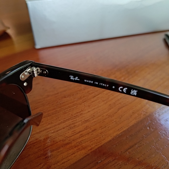 Ray Ban Clubmaster Men's Sunglasses - Picture 6 of 9